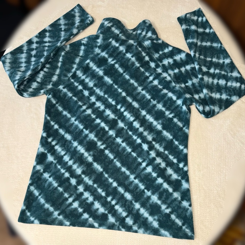 Blue Tie-Dye Sweater - Picture 4 of 4